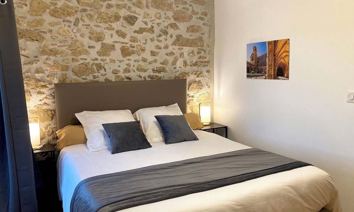 Villelongue-d'Aude Bed & Breakfast | Au Chateau de Villelongue, Suite Citadelle, Aude, Pays Cathare, pets welcome