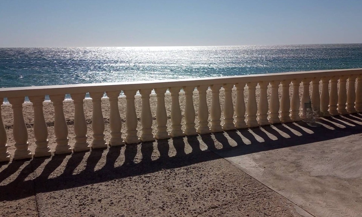 Las Conchas House | Beachfront 4 bedrooms and 4 Bathrooms Main house and 2 casitas.
