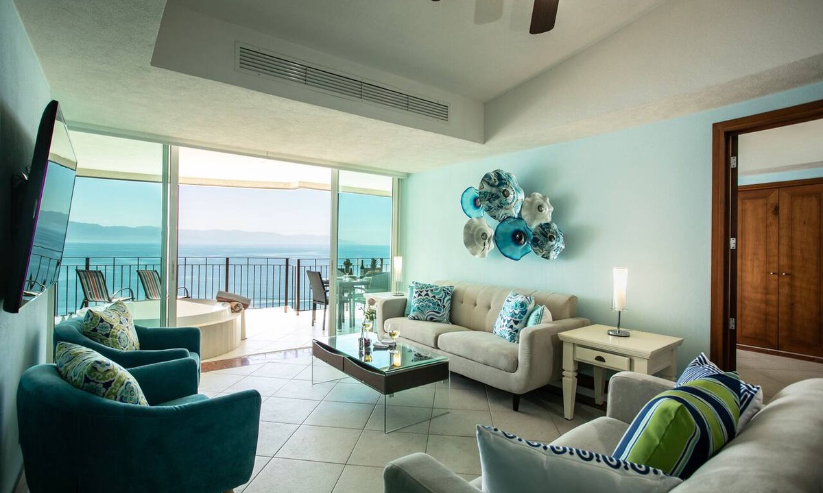 South Hotel Zone Condo | Beachfront, Luxurious Grand Venetian 3 Bedroom, 3 bath, Ocean & Mountain View