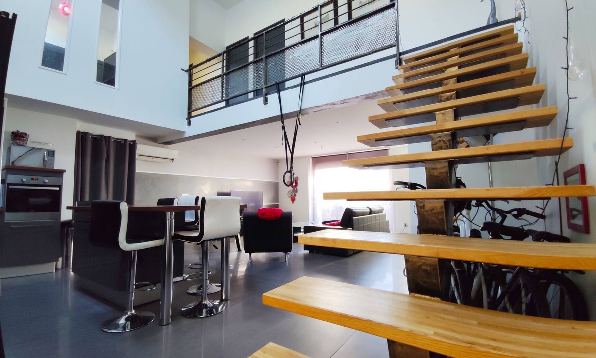 Montelimar House | Beautiful loft New atypical and functional, near train station & city center