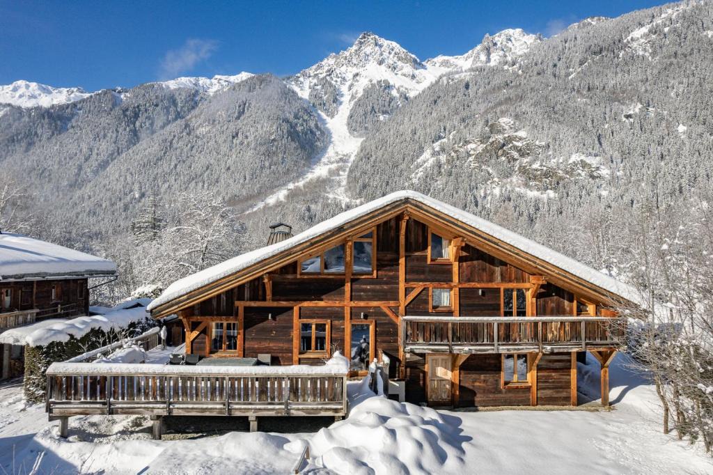Les Praz-de-Chamonix Ski Chalet | Chalet Amelie