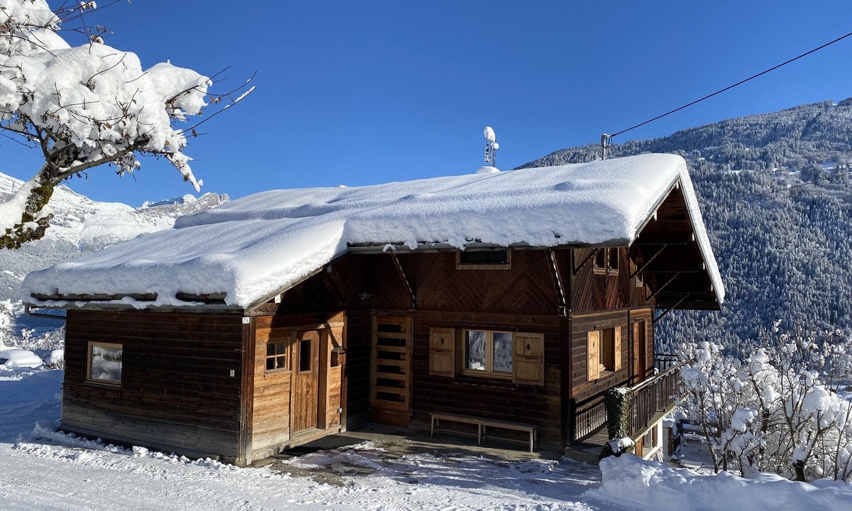 Saint-Gervais-les-Bains Ski Chalet | Chalet facing Mont Blanc 10sq.m. 170 sq.m.