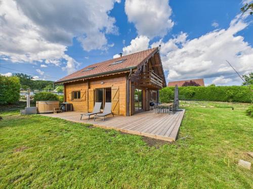 Plancher-Bas Ski Chalet | Cozy chalet with Nordic bath