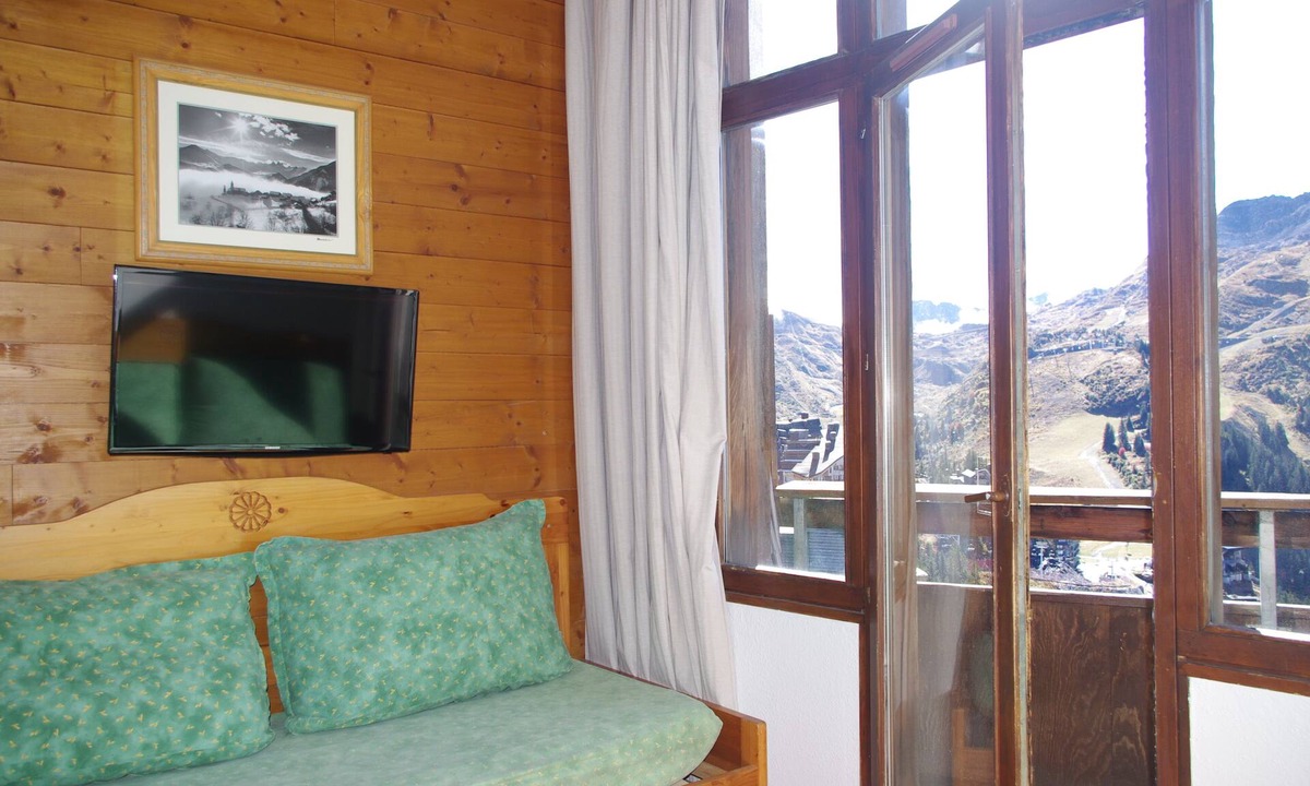 Avoriaz Apartment | FALAISE DOUCHKA T2 area + top floor cellar facing south exceptional view