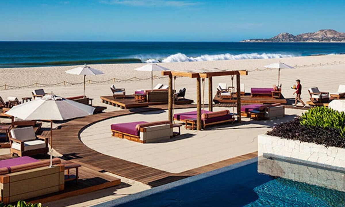 Zona Hotelera Resort | Grand Mayan, Los Cabos- Master Room Studio Suite. Most weeks, best rates!
