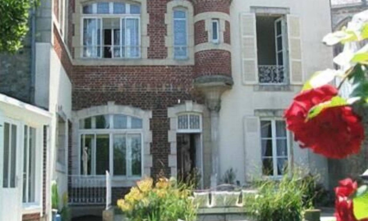 Republique Bed & Breakfast | la demeure de Laclais