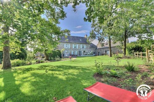 Bazouges-la-Perouse Bed & Breakfast | Le Jardin de Quercus B&B