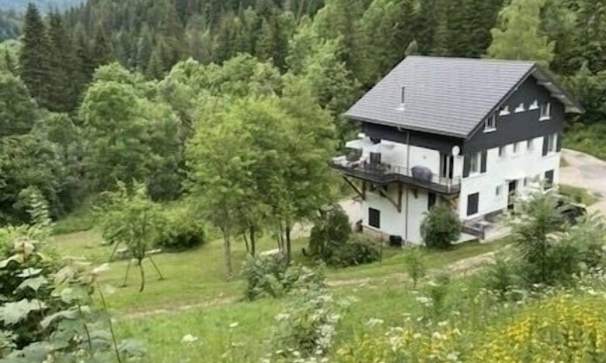Les Rousses Ski Chalet | LES DAPPES 5-person chalet apartment rated 3* LES ROUSSES