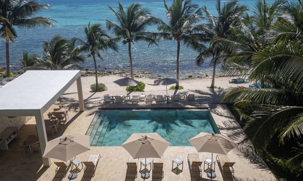 Soliman Bay Apartment | MANTARRAYA - Luxury Beachfront Condo & Daily Cleaning in Tulum