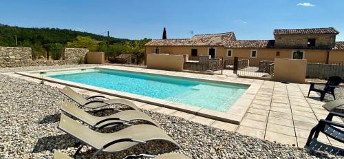 Vezenobres House | Mas d'exception 700m2 - 16 pers - 7 chambres & 7 sdb - Piscine & Spa
