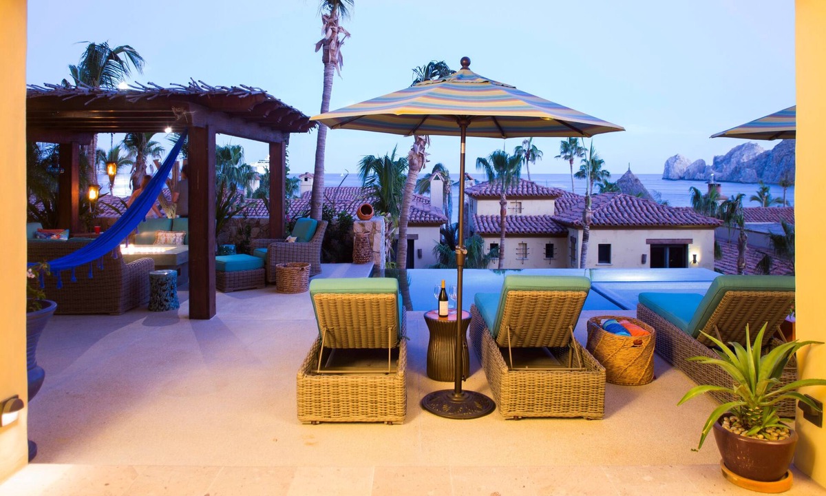 El Medano Ejidal Villa | On Medano beach. Hacienda Beach Club, private pool, spa, fire pit. Best bldg 5