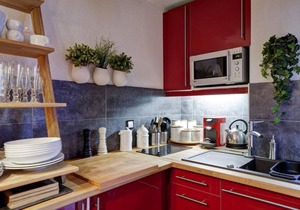 50m from resort center, 2nd floor, view street, balcony, 26m², Brides Les Bains
