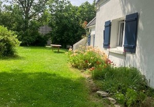 Charming family cottage on Belle-Île with garden