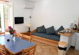 House ∙ 1 bedroom ∙ 8 guests