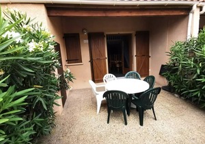 Residence Grande Bleue - Houses & Villas for 6 People