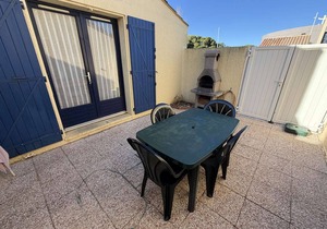 T2 Villa with pool and parking in Port Leucate, 4 people