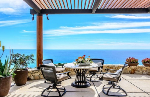 Palmilla Villa | 1200 m² Villa ∙ 6 bedrooms ∙ 12 guests
