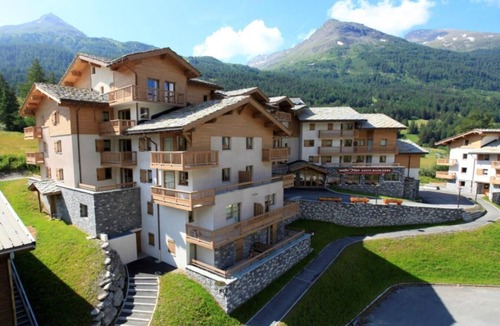 Val Cenis Apartment | 2nd floor, balcony, tv, ski locker, 40m², Val Cenis