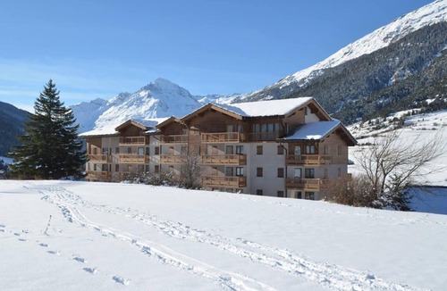 Val Cenis Apartment | 2nd floor, balcony, tv, ski locker, 40m², Val Cenis