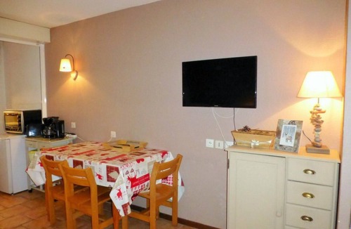 Brides-les-Bains Apartment | 3rd floor, balcony, tv, ski locker, 28m², Brides Les Bains