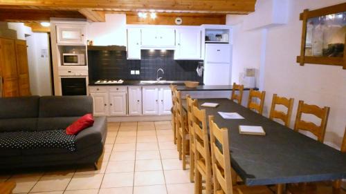 Saint-Martin-de-Belleville Apartment | appartement myosotis pour 10 personnes