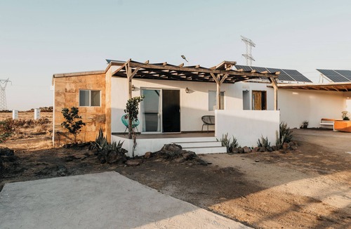 Valle de Guadalupe House | ARENA 5 BEDROOM PRIVATE COMPLEX