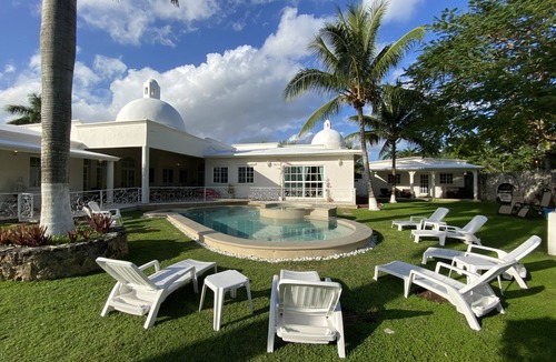 Alfredo V. Bonfil Villa | Casa De Osho Amazing Big Private Luxury Villa-2