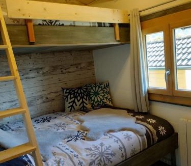 Viuz-en-Sallaz Ski Chalet | Chalet de charme à côté de Genève Annecy Chamonix, vue sur les montagnes, sauna jacuzzi en option
