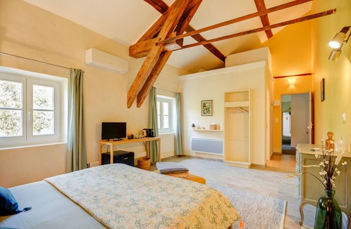 Pont-Saint-Esprit House | Chambre d'hote l'Oranger - Provence Occitane