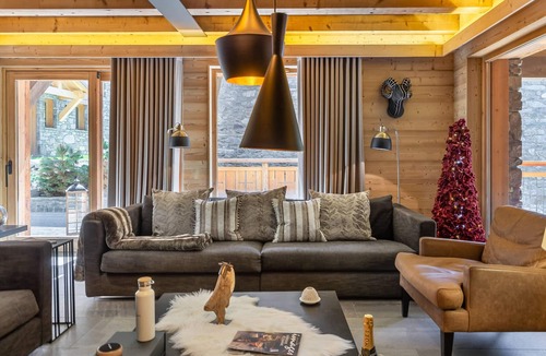 Le Bettaix Apartment | Charming apartment for 6 with garage, close to ski