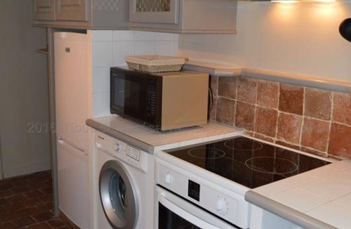 Montlouis-sur-Loire Cottage | Charming house near Tours, enclosed garden, perfect for families