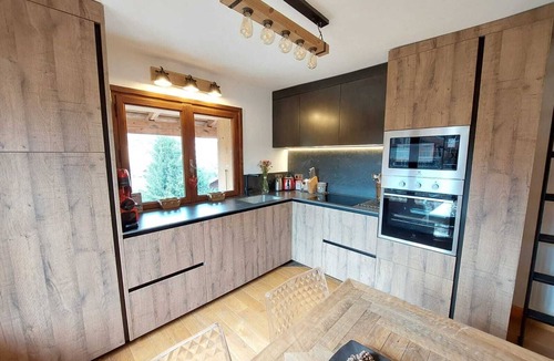 Megeve Apartment | CHIC & COZY. 100m FROM THE SLOPES. 360° VIEWS. VERY QUIET HALF CHALET IN MEGEVE
