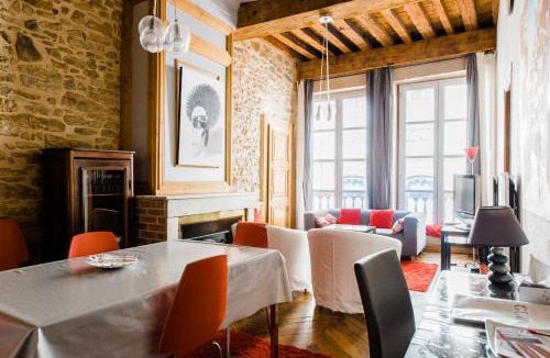 Terreaux - Bat d'argent Apartment | Constantine Terreaux