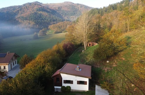 Bitschwiller-les-Thann House | Cosy chalet on the edge of the forest