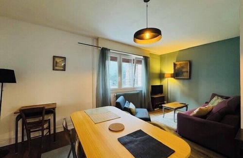 Quartier Branville Apartment | Cozy flat near downtown