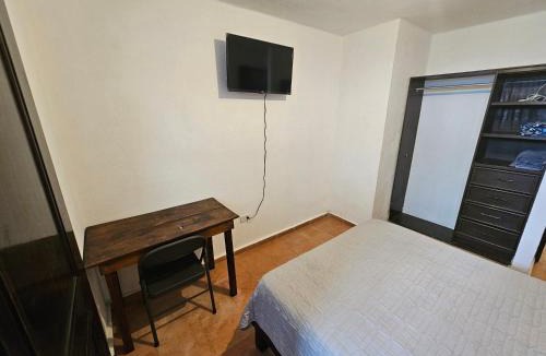Downtown Cancun House | Habitación centrica con baño privado