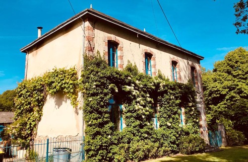 La Celle-Dunoise Bed & Breakfast | L'école buissonnière chambres et table d'hôtes
