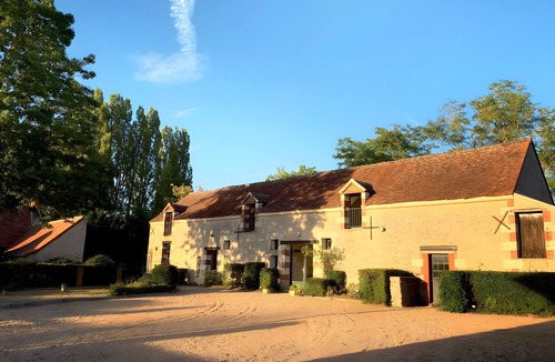 Chambourg-sur-Indre House | Le Petit Manoir de la Noue with Pool – Spacious Gîte near Loches