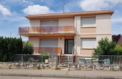 Montmuzard Apartment | Le Studio A à Dijon CHU, Extérieur et Pièce commune