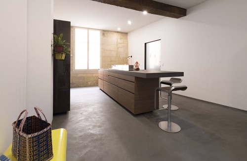 Old Town Apartment | Logement Atypique 200m2 au Calme et Confort en Plein Tours Centre