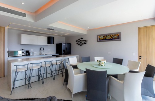 Puente del Mar Apartment | Luxury condo in Acapulco Diamante