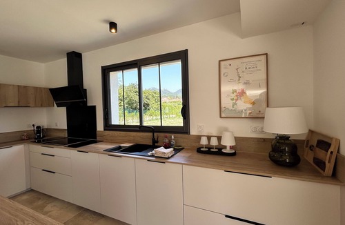 Vacqueyras Villa | Prestigious villa with private pool 200 m from the village.