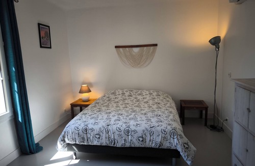 Mallemort Other | Provençal villa, lagoon-style pool, pétanque, garden/Luberon and Alpilles – sleeps 14