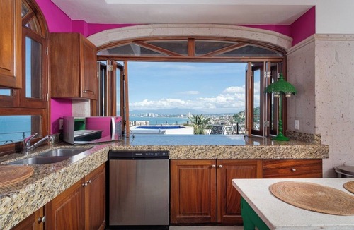 Amapas House | Rooftop 1-BR Penthouse Ocean & Sunset Views and Private Hot Tub at Luxury Resort