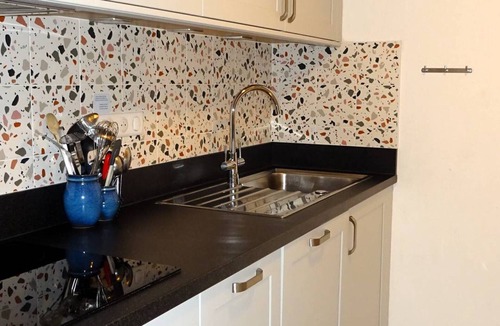 Les Gets Apartment | Ski-In/Ski-Out Duplex, 6 Guests, Scenic Views, WiFi, Sheets/Towels Incl. in Winter
