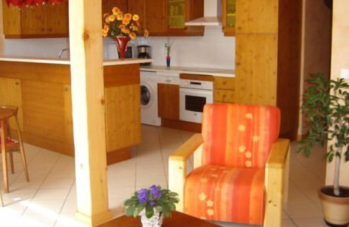Les Ollieres Apartment | Spacious apartment, between Lake Annecy and mountain