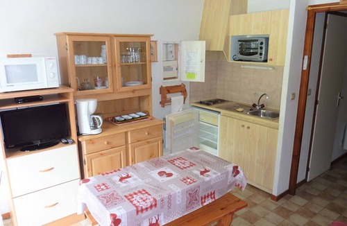 Station de Drouzin le Mont Apartment | Studio Biot, studio flat, 3 persons