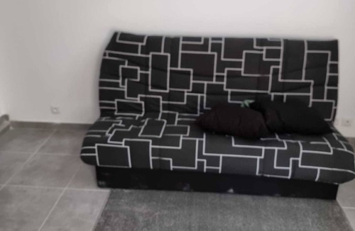 Faubourg-Raines Apartment | T1 Meublé et Refait à Neuf