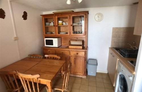 Leucate Villa | Villa 2 Rooms+Mezzanine, 6 Sleeps, Parking, Sea Front