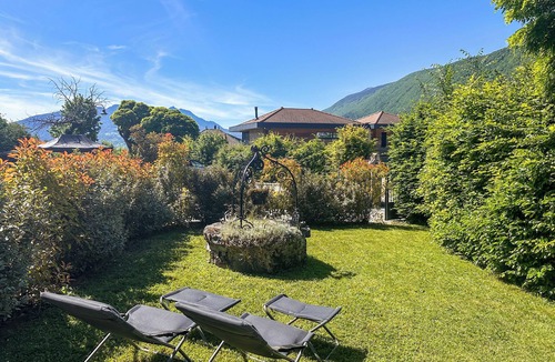 Sevrier House | Villa 200 m from Lake Annecy with terrace and parking